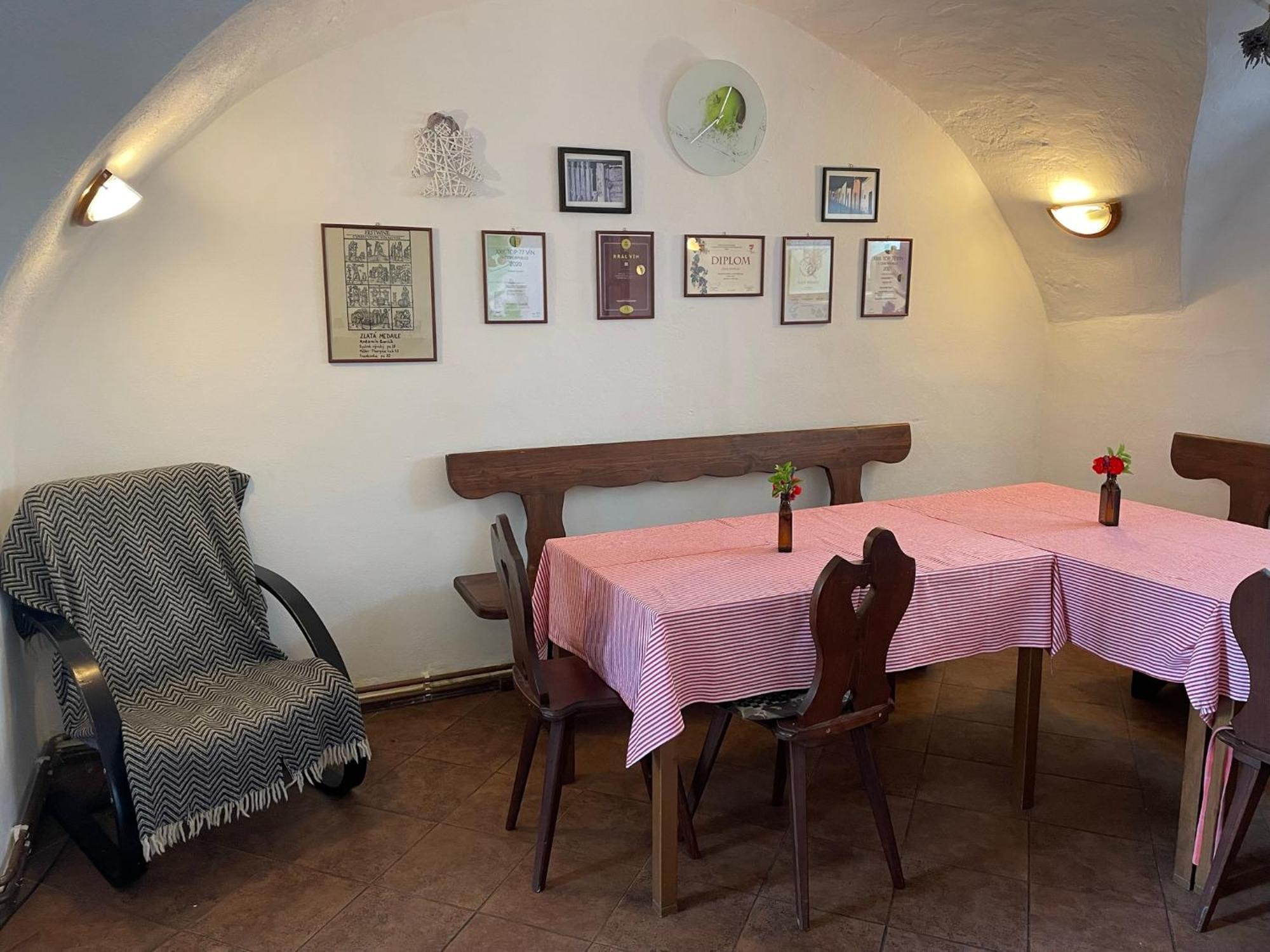 Na Upati Palavy Hotel Horni Vestonice Buitenkant foto